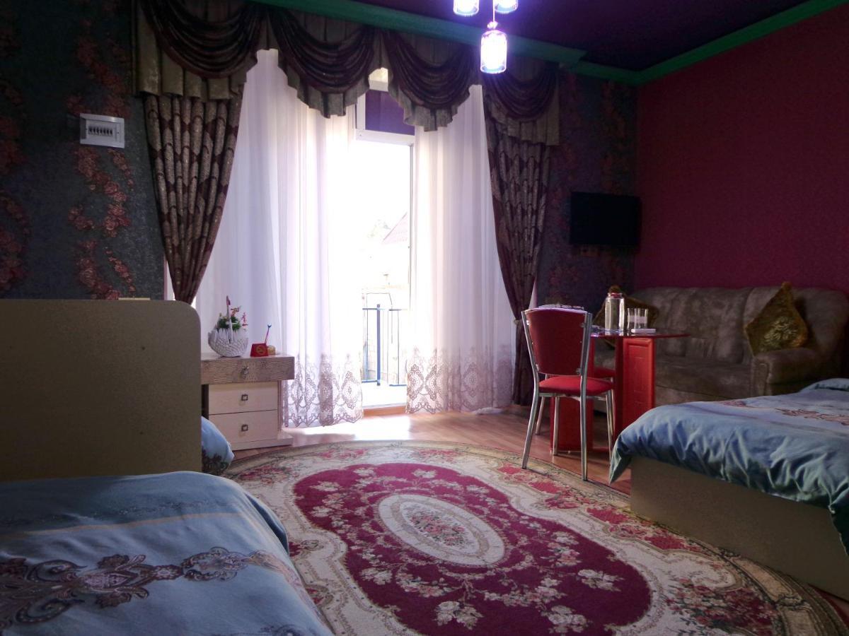 Tubram S Ailəvi Qonaq Evi Bed & Breakfast Sheki Ngoại thất bức ảnh