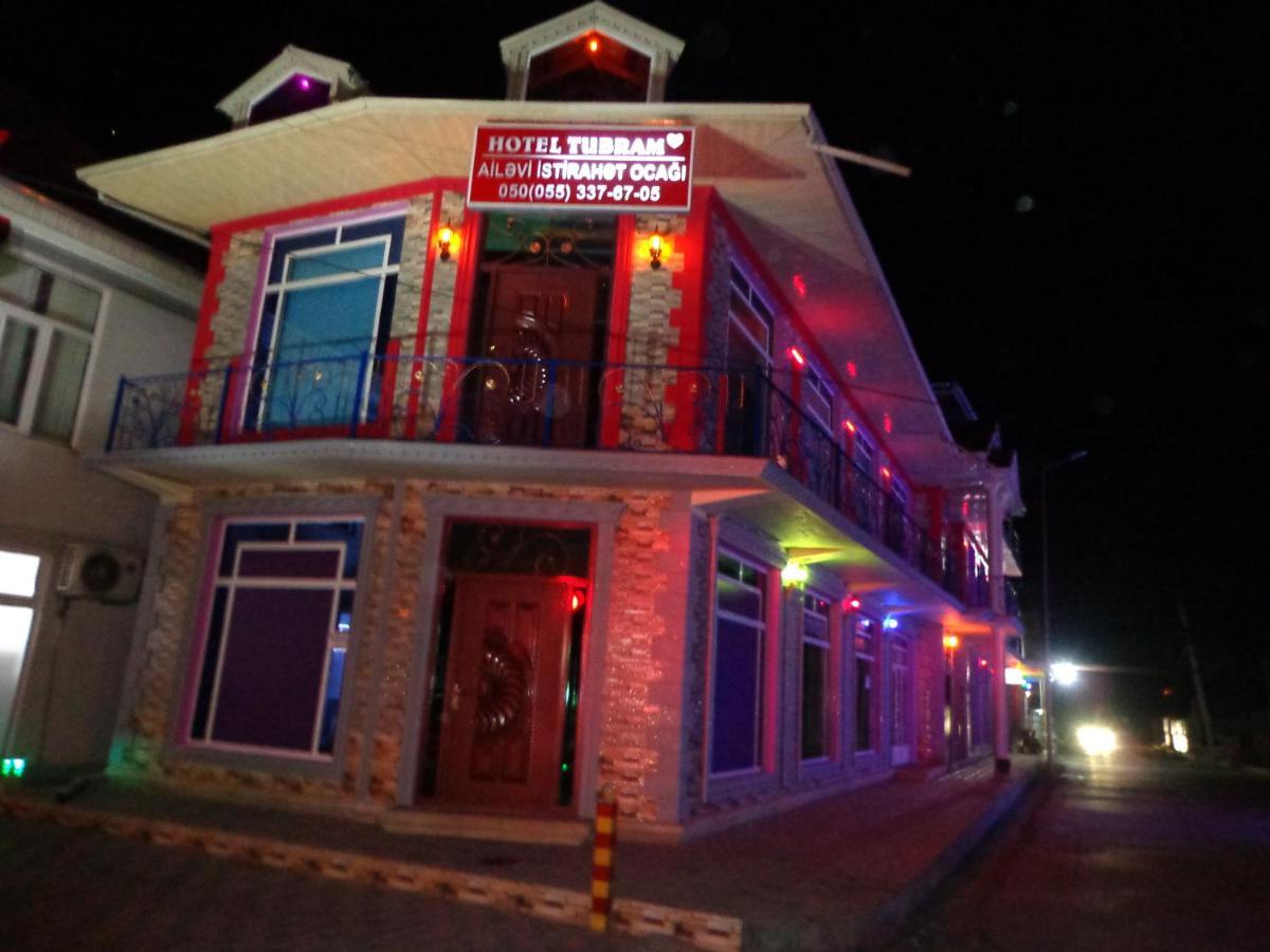 Tubram S Ailəvi Qonaq Evi Bed & Breakfast Sheki Ngoại thất bức ảnh