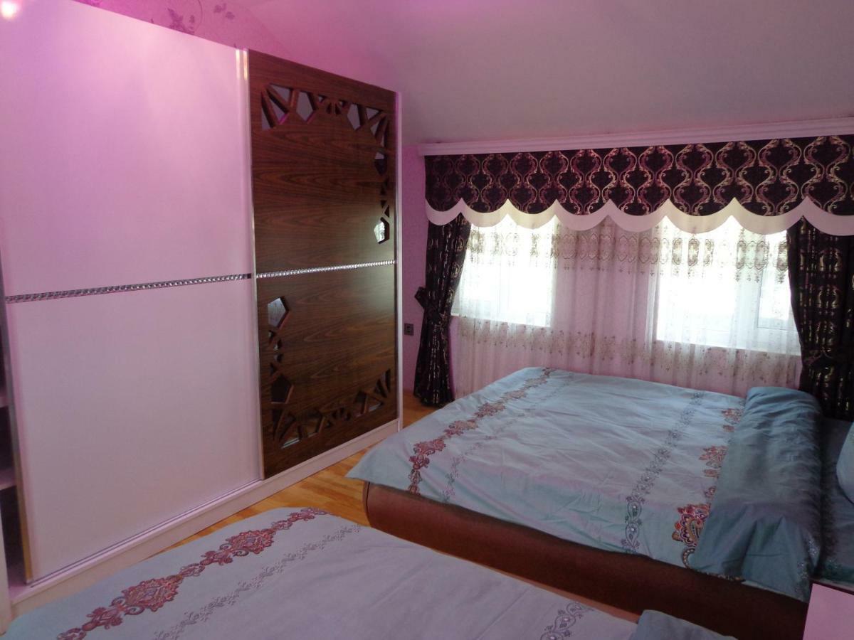 Tubram S Ailəvi Qonaq Evi Bed & Breakfast Sheki Ngoại thất bức ảnh