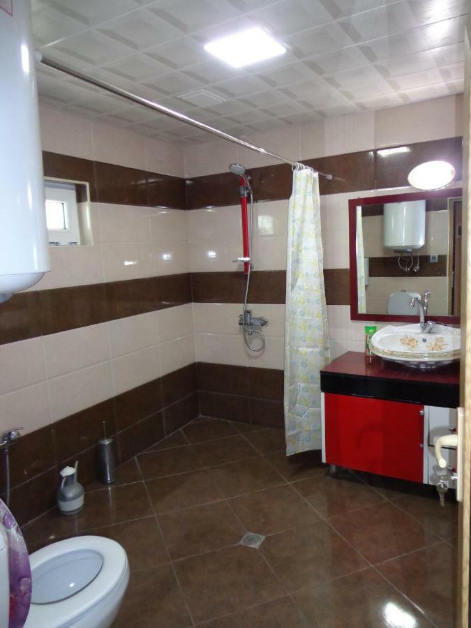 Tubram S Ailəvi Qonaq Evi Bed & Breakfast Sheki Ngoại thất bức ảnh