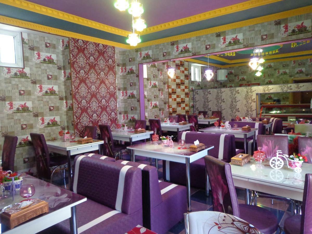 Tubram S Ailəvi Qonaq Evi Bed & Breakfast Sheki Ngoại thất bức ảnh